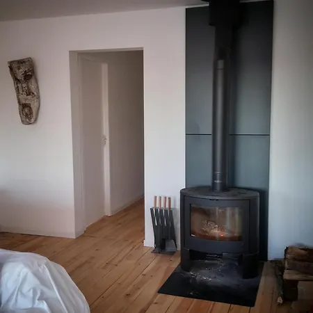 La Maison Des Combrailles 펜션